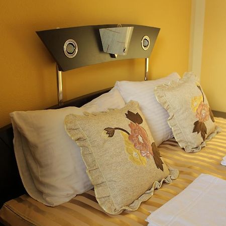 Villa Atina Stara Pazova Esterno foto