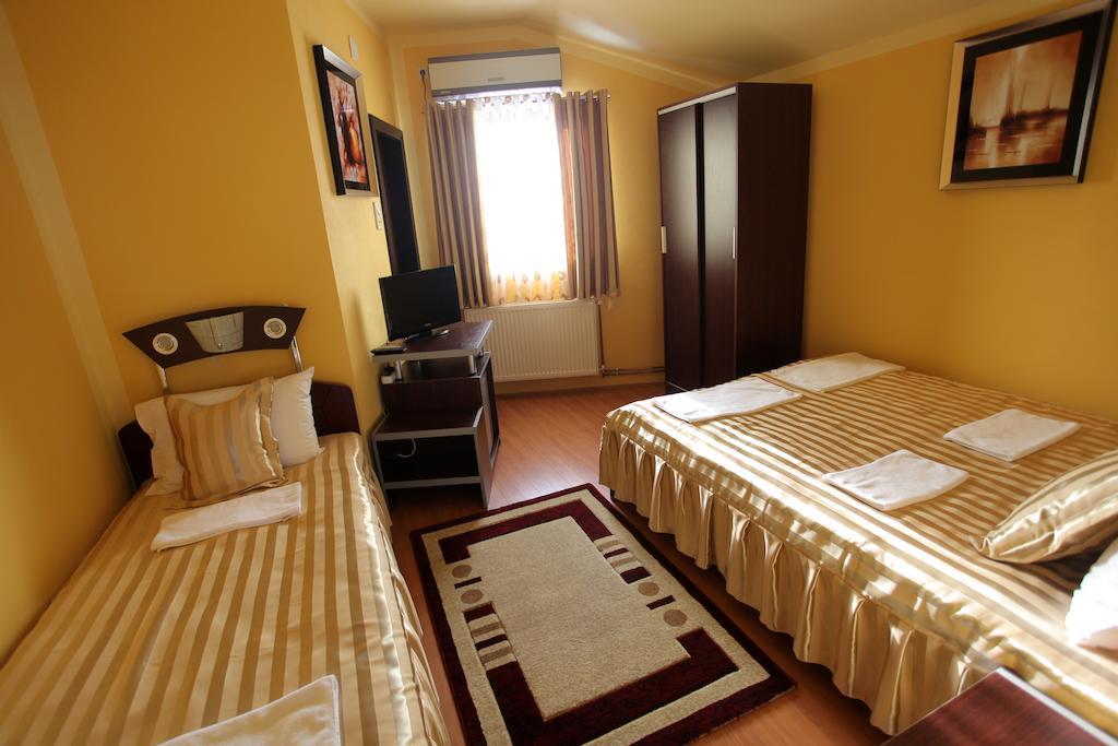 Villa Atina Stara Pazova Camera foto